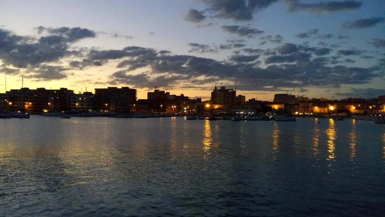 La Casa Dei Sogni Panzió Szirakúza 0*,